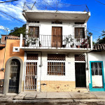 CASA AQUILES SERDAN 573