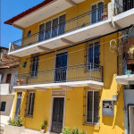 Casa Amarilla