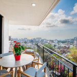 3 VISTAS, High Living